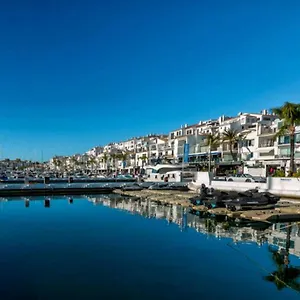 3 Bed Penthouse In The Heart Of Puerto Banus & Pool Marbella